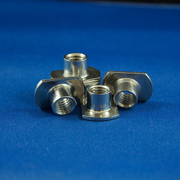 Tee Nut
