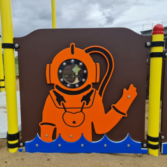 QPlay Diver Panel